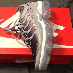 Nike Shoes - Air vapor max plus Nike Shoes - Air vapor max plus